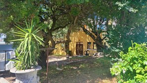 Maison, 4 chambres, fumeur, balcon | Jardin