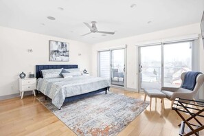 2 bedrooms, desk, iron/ironing board, travel crib