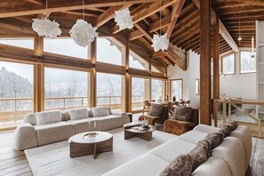 Smart-TV, peis og stereoanlegg