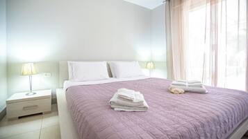 Villa Luna sul Mare,3 camere da letto, bagno privato | Peralatan tempat tidur premium, gebar bulu kapas, peti besi dalam bilik