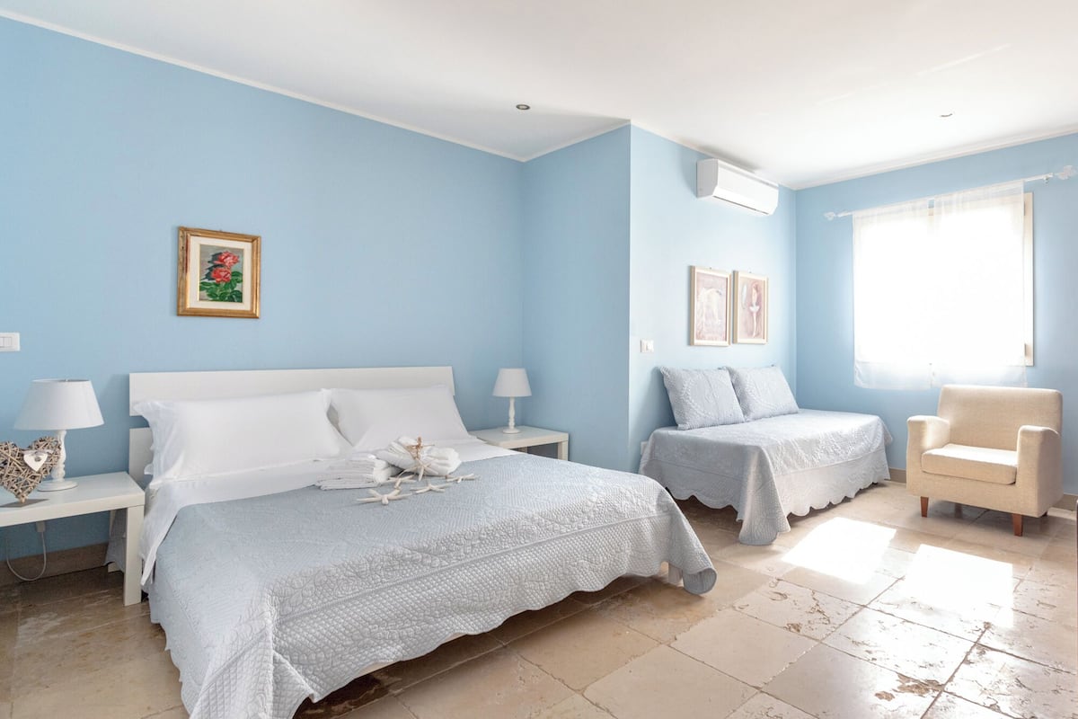 Apartamento standard | 3 quartos, roupas de cama premium, edredons de pluma, cofres nos quartos