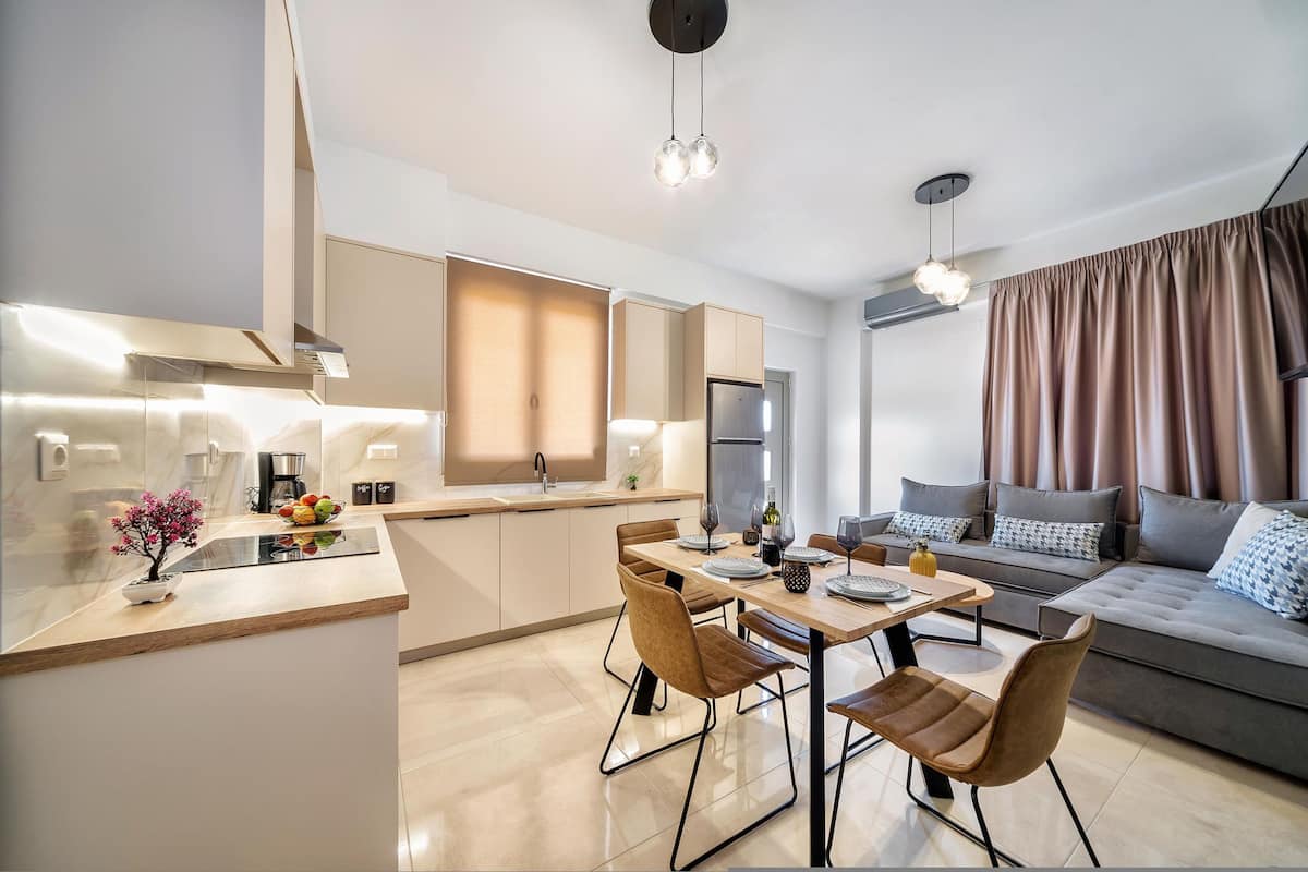 2 bedrooms
