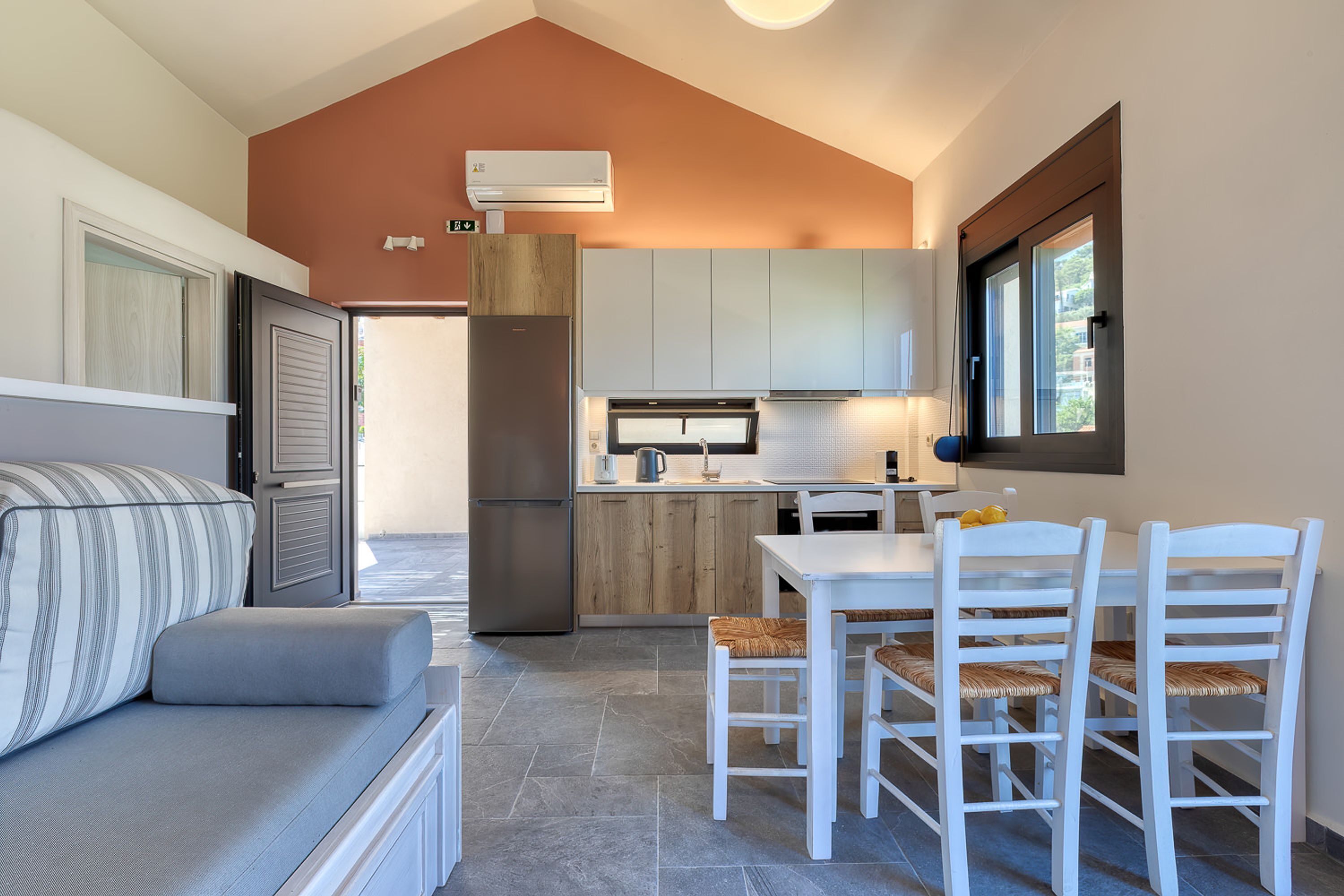 4 habitaciones y escritorio 
