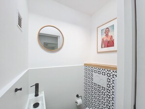 Shower, hair dryer - N&J - TERRASSE DU SUD - Central - Near Beach (Niza)