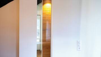 Apartment, 1 Bedroom, City View | Interior