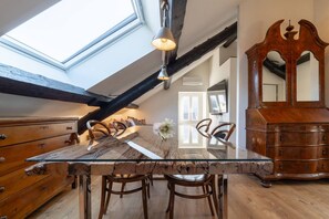 Appartement, 1 chambre, vue ville | Salle à manger