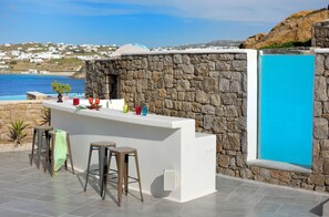 Bar (on property) - Villa Sapphire 6bed with Pool and Hot Tub in Ornos (Ornos)
