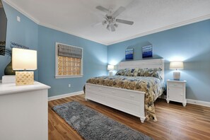 3 chambres, fer et planche à repasser, accès à Internet