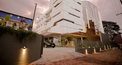 Hilux Courtyard