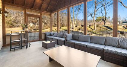 Whispering Brook-Outdoor oasis w/stream-Sleeps 16