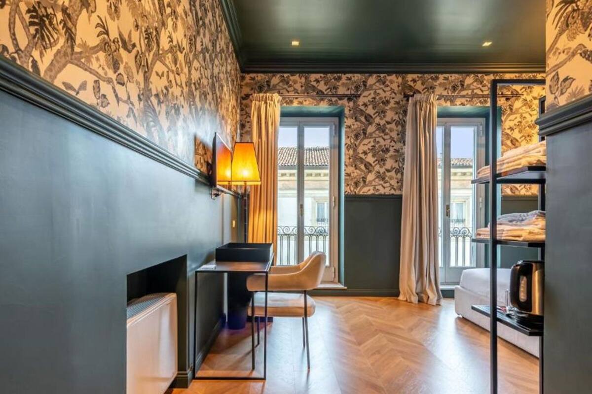 Junior Triple Room | Soundproofing, free WiFi