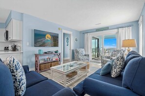 TV - Surf Villas B3 - Oceanfront! (North Myrtle Beach)