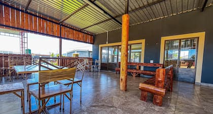 Dingwako Lodge