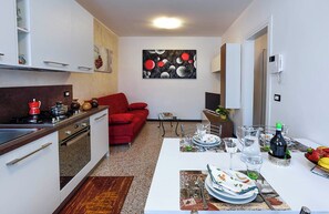 Dining - Wonderful apartment in the center of Treviso, just a few steps from Piazza Duomo! (Treviso)