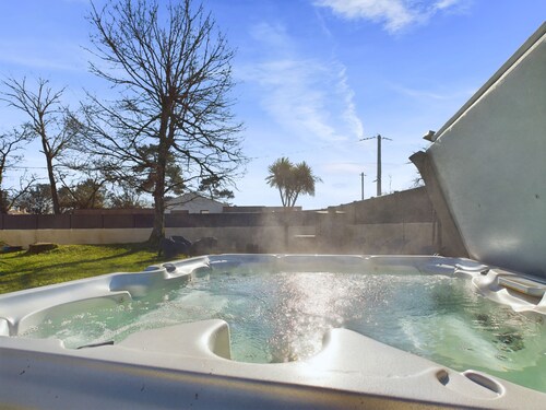 Maison avec jardin et jacuzzi pour 8 personnes