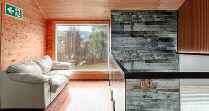 Legend Cottages(Sleep40) - indoor Pool & hot tub & Sauna