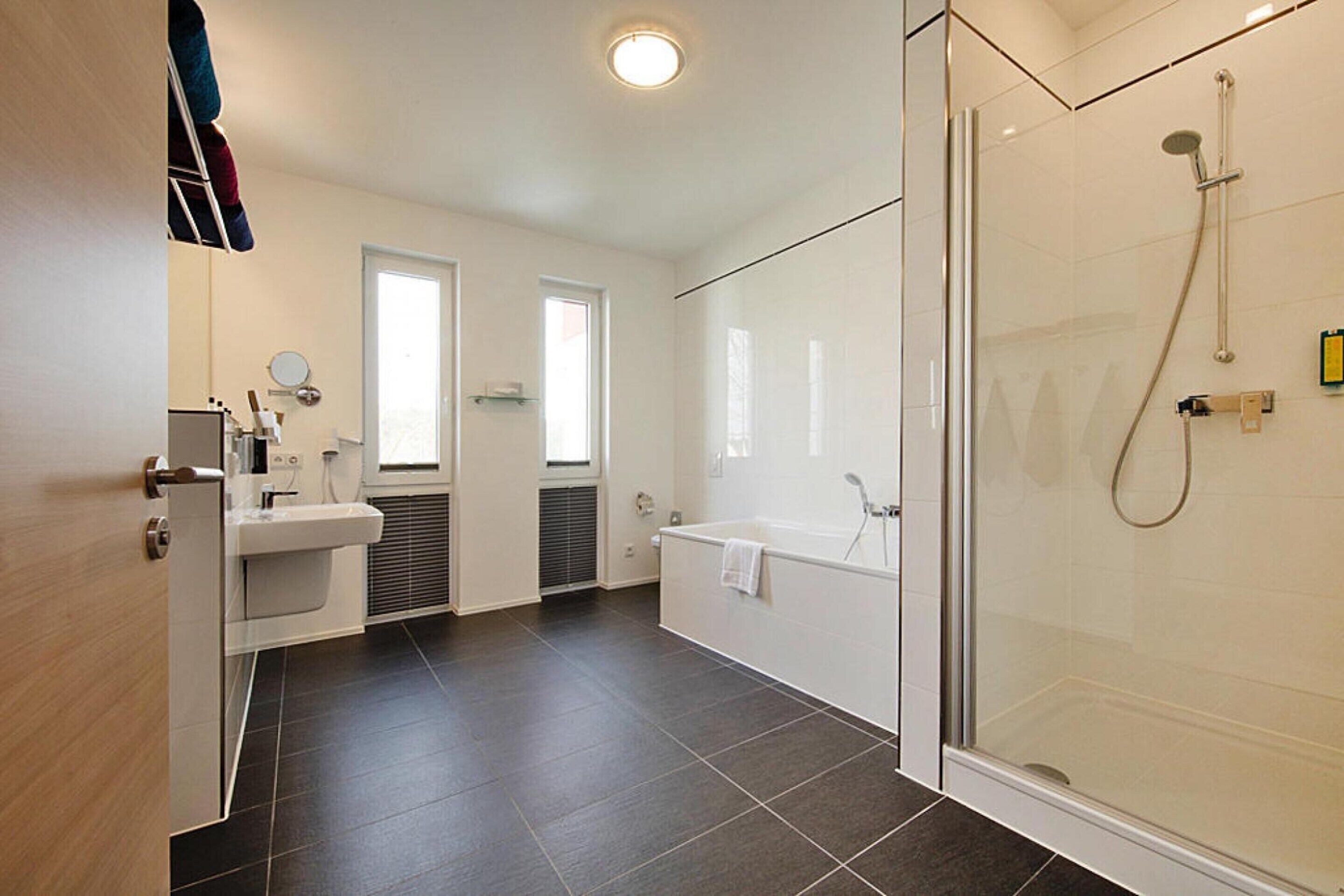 Apartment | Bathroom | Towels
