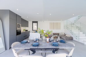 In-room dining - Par Paradise by Fidalsa (Algorfa)