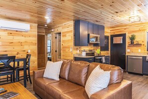 TV, fireplace, offices - Snowmobile Basecamp|2BR |Paradise Lakeside (Paradise)