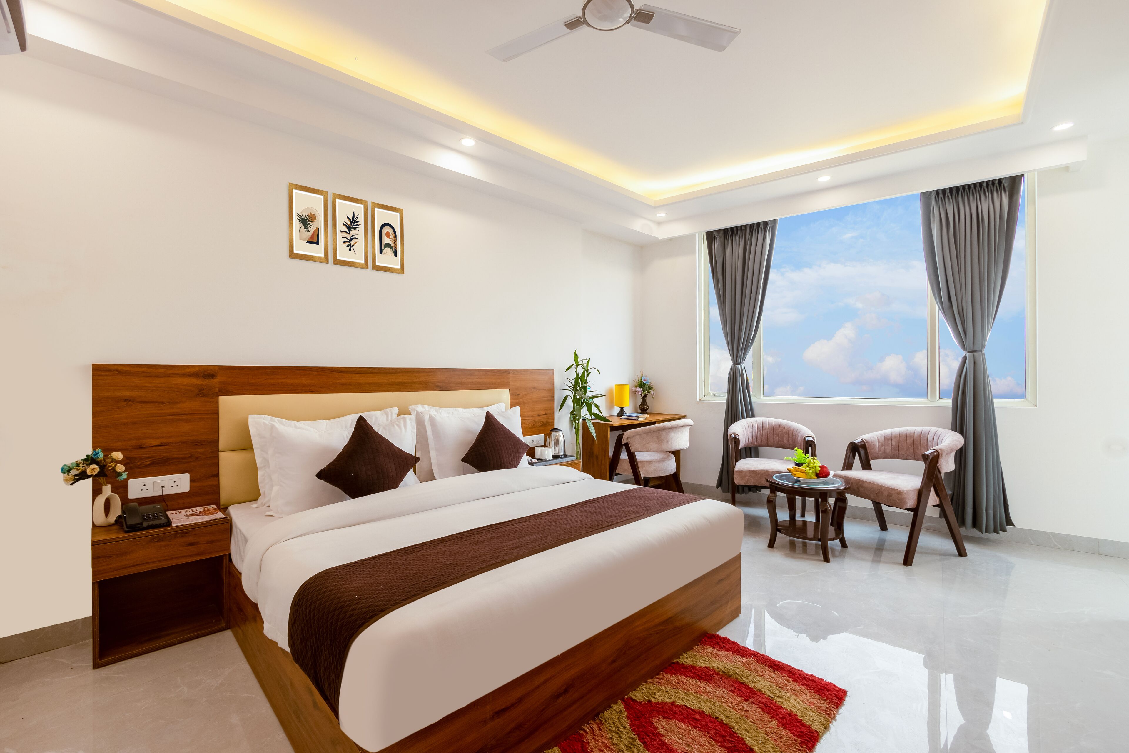 Deluxe Double Room, Non Smoking, City View | Desk, laptop workspace, soundproofing, free WiFi