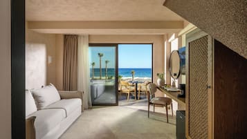 Premium Suite | 1 bedroom, in-room safe, desk, laptop workspace