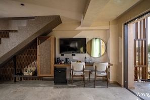 Premium Suite | 1 Schlafzimmer, Zimmersafe, Schreibtisch, laptopgeeigneter Arbeitsplatz