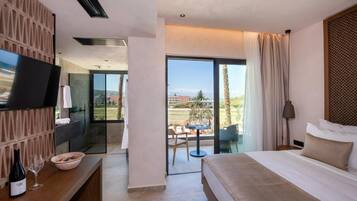 Double Side Sea View | Zimmersafe, Schreibtisch, laptopgeeigneter Arbeitsplatz