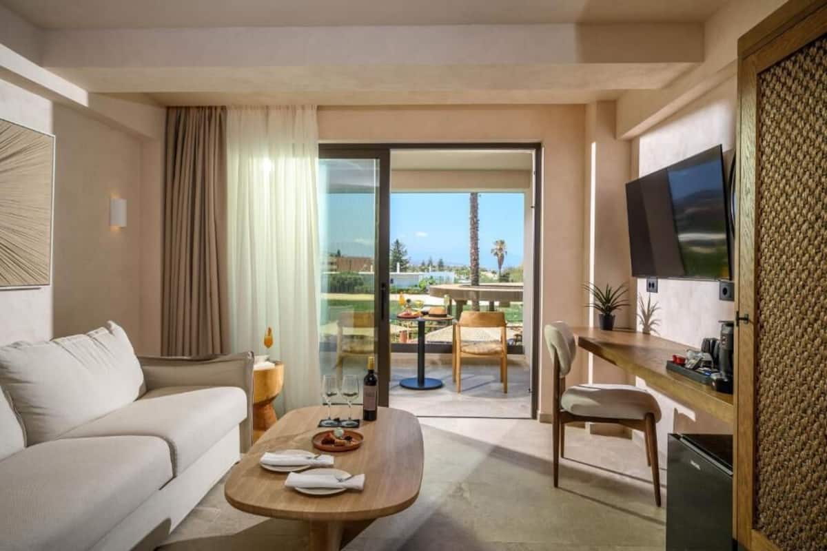 Suite Maisonette | 1 bedroom, in-room safe, desk, laptop workspace