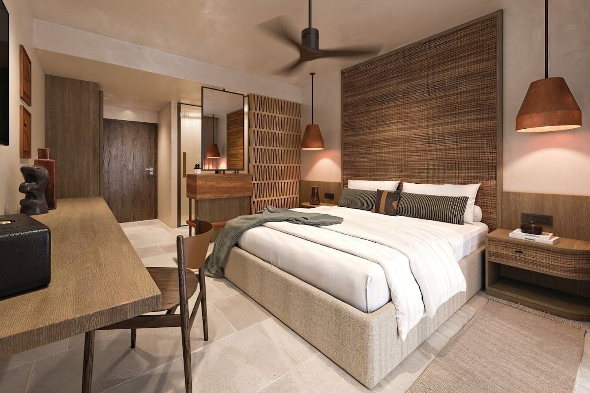 In-room safe, desk, laptop workspace, blackout drapes