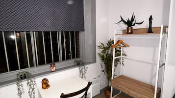 Economy Triple Room | Desk, iron/ironing board, free WiFi