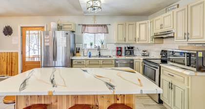 8 Mi to Lake Wallenpapack: Gem w/ Deck & Game Room