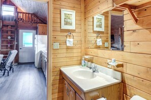 House (1 Bedroom) | Interior