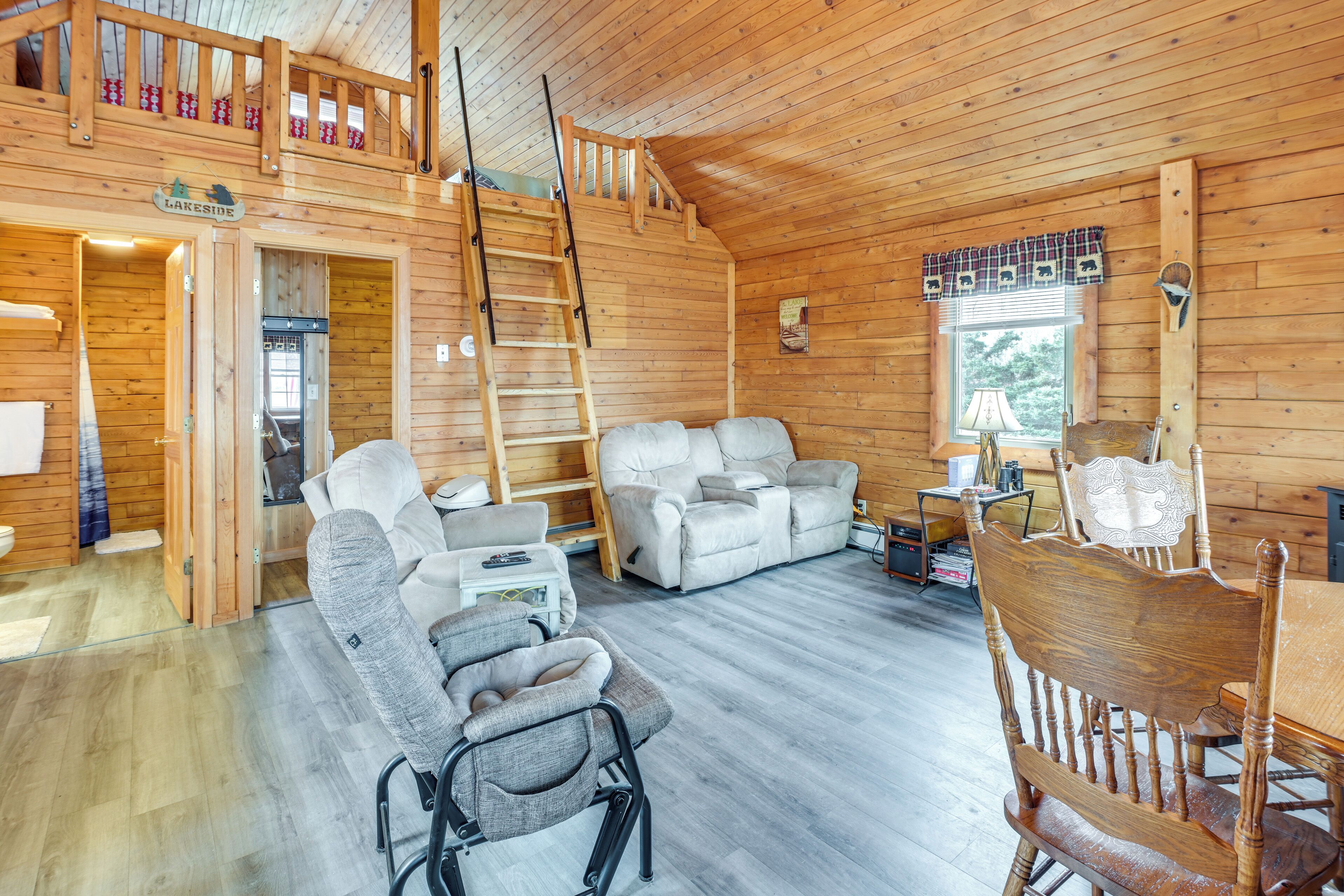 المنشأة من الداخل