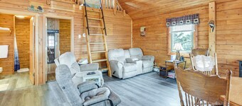 All-season Long Lake Base Camp! Family Cabin