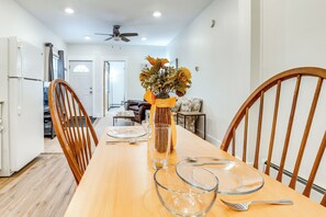 Apartment (1 Bedroom) | Interior - 1 Mi to Dtwn: Pet-friendly Corning Retreat (Corning)