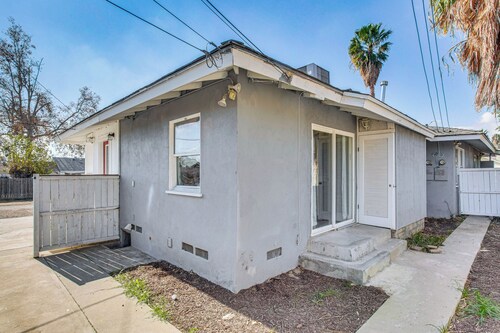 4 Mi to Train Station: Central San Bernardino Home