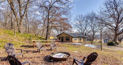 Hike, Fish & Explore: Family Cabin in Sulphur!