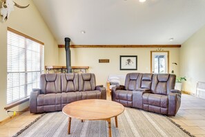 House (3 Bedrooms) | Interior - Hike, Fish & Explore: Family Cabin in Sulphur! (Sulphur)
