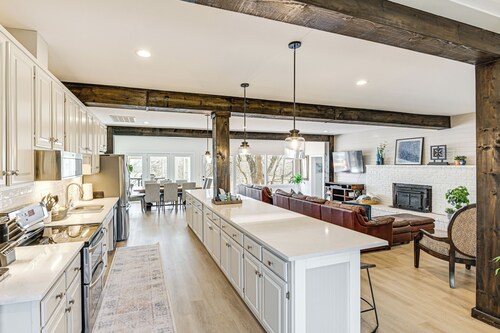 Fish, Boat & Unwind: Old Hickory Lake Retreat