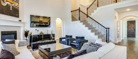 Rumah (4 Bedrooms) | Bagian depan properti