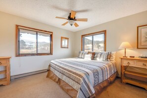 Talo (Multiple Bedrooms) | Sisätilat