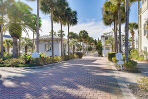 Interior - Walkable Condo w/ View Btwn Rosemary & Alys Beach! (Panama City Beach)