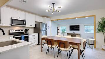 Cottage (3 Bedrooms) | Interior