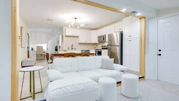 Cottage (3 Bedrooms) | Interior