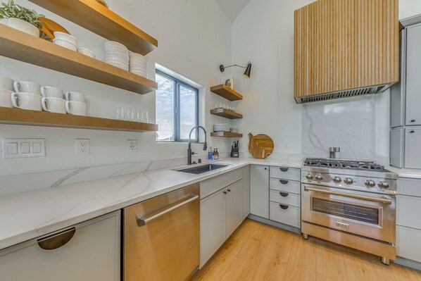 Casa (3 Bedrooms) | Interior