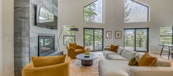 Sierra Blanca Views: New-build Cabin in Ruidoso