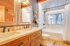 Casa (2 Bedrooms) | Interior