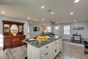 Cottage (3 Bedrooms) | Interior