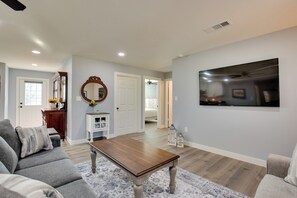 Cottage (3 Bedrooms) | Interior - < 1 Mi to Lake Fork: Appy Haven in Yantis (Yantis)