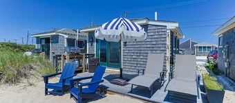 Decadent Beachside Cottage 50 Feet to Waters Edge (2393)